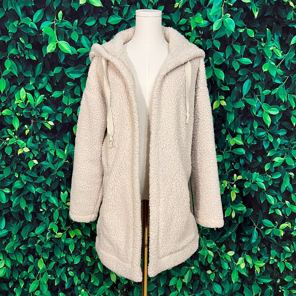 AEO Teddy Jacket w/ Hood & Pockets (Medium)